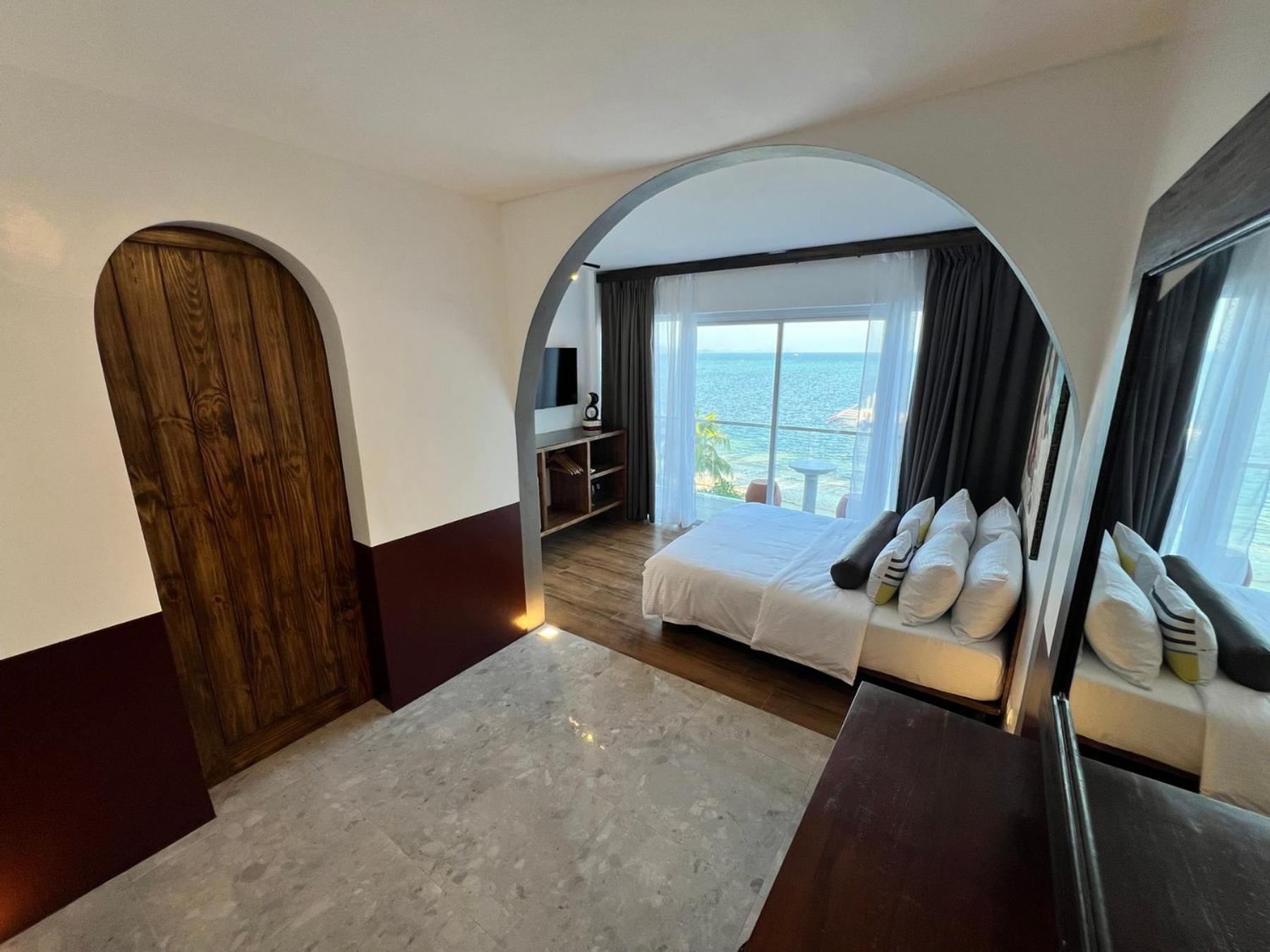 Palassa Private Residences Balabag  Rom bilde