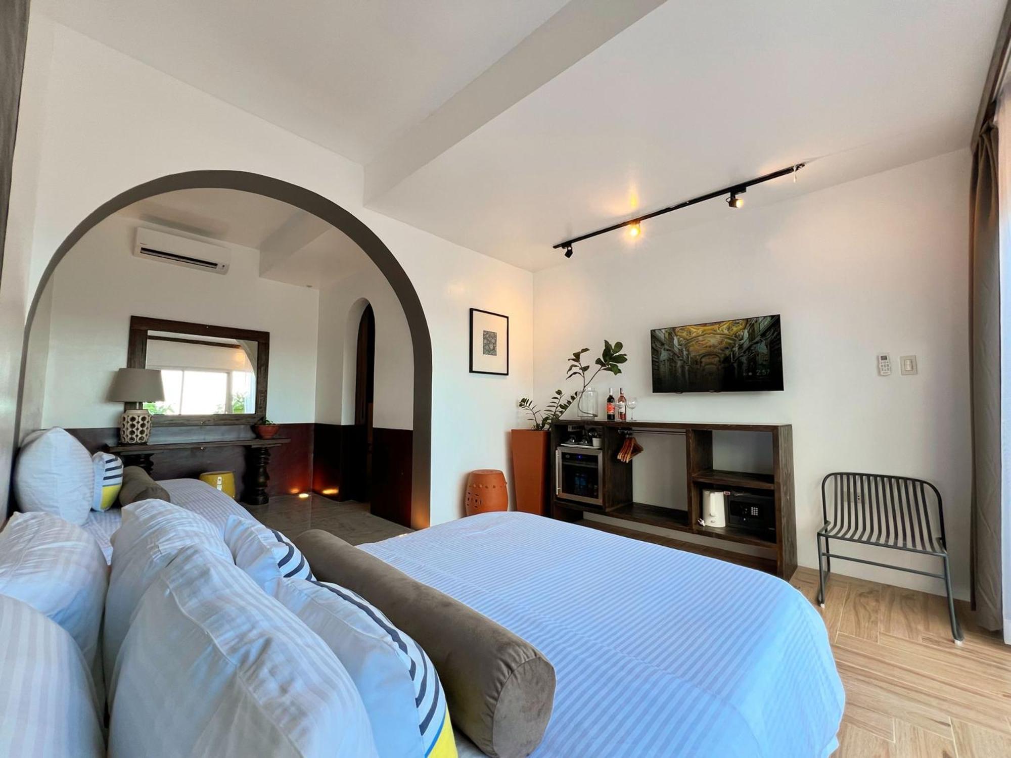 Palassa Private Residences Balabag  Rom bilde
